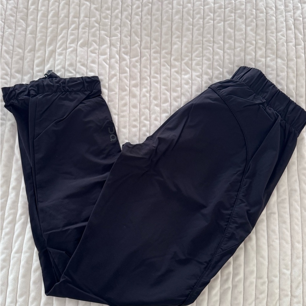 On Running women’s Dark Joggers